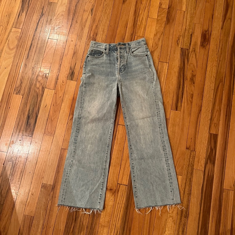 Aritzia Blue Women's Flare Jeans